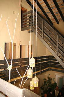 Ristrutturazione e ampliamento, con tecniche di bioedilizia, di un fabbricato ad uso residenza, Bed & Breakfast e annesso rustico. Intonaci in terra cruda con intrusioni.