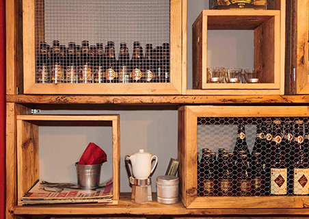 Progetto di un locale Biber Public House, con progettazione integrale degli arredi, a Oderzo (Tv).