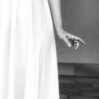 Progetto Sposa Low-Cost Green. Progetto di un abito da sposa sostenibile e naturale. Materiali: cotone grezzo, seta grezza bagnata in acqua, ferro grezzo.