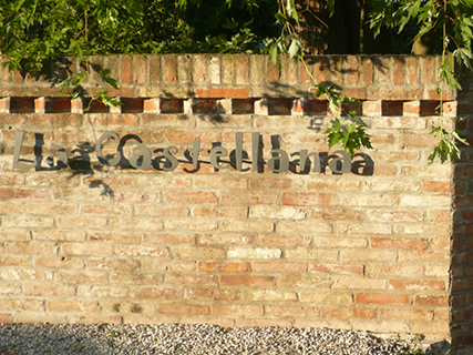 Ristrutturazione e ampliamento, con tecniche di bioedilizia, di un fabbricato ad uso residenza, Bed & Breakfast e annesso rustico.