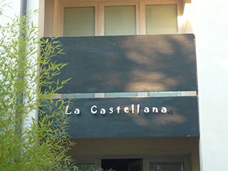 Ristrutturazione e ampliamento, con tecniche di bioedilizia, di un fabbricato ad uso residenza, Bed & Breakfast e annesso rustico.