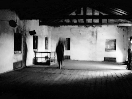 Progetto di restauro e di trasformazione con studio d’interni e di arredi, di un fabbricato rurale ad uso locale agriturismo Club Rock.